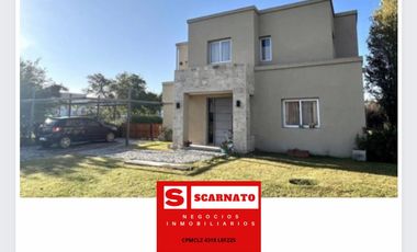 Venta, moderna casa en el Barrio de los Talas - Canning