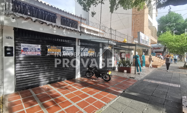 casa-local en venta en caobos. Cod V103210