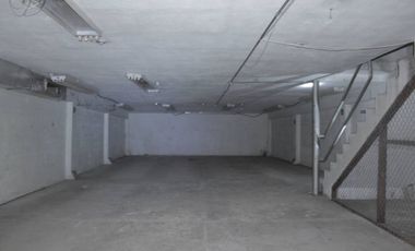 Se Alquila Local Comercial Av. Central 496 mts2 3 Niveles $3.500.oo