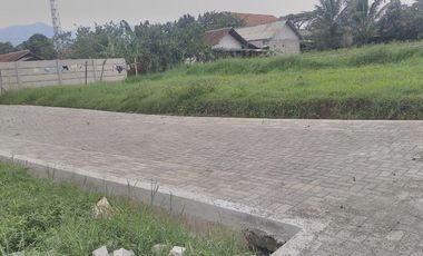 RUMAH DENGAN TANAH LUAS HANYA 300 JUTAAN SAJA BANGUNAN LUAS