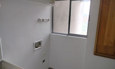 apartamento en arriendo en camino verde. Cod A9432472