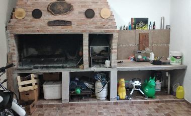 Casa en venta en Quilmes Centro