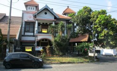 Jual / Sewa Rumah Hook Siap Huni Jl. Demak, Gresik Kota Baru (GKB)