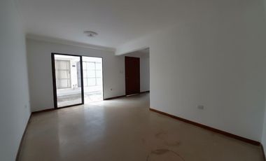casa en arriendo en manga. Cod A93886