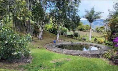 casalote en arriendo/venta en seleccionar barrio. Cod A13797