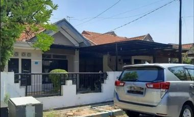Rumah di Jalan Utama Perumahan YKP Pandugo Murah