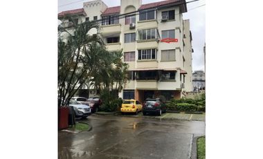 SE ALQUILA APARTAMENTO EN BELLA VISTA $840 AM