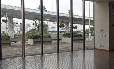 Exclusivo Edificio en Renta de 12,444 m2 en Parques del Pedregal