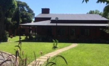 Excelente - Casa Quinta en Venta -