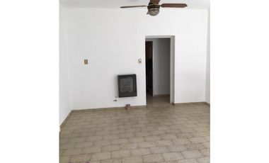 VENDO 3 DORM  BARRIO IPONA