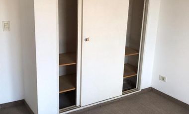 ATENCIÓN INVERSORES  VENTA CON RENTA - LAGLEYZE 394 - MORÓN -  DUPLEX  3 AMB. EN PLANTA ALTA - CON COCHERA CUBIERTA -  A 50M SUPER VEA Y 50M DE AV. RI