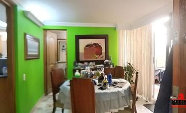 casa en arriendo en loma de las brujas. Cod A5699