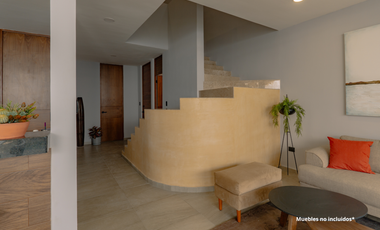 Casa en condominio en conkal con alberca y 3 recamaras