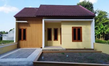 New House Strategic Asri Area Near Kasongan Tourism Village Ikon Diverifikasi Komunitas