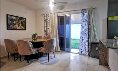 Alquilo casa amoblada en costa del este