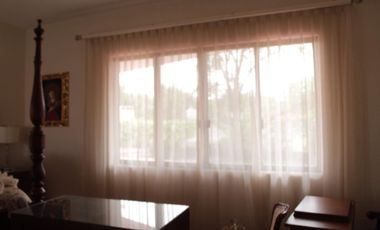 Exclusiva privada dentro del club de golf con vista al campo