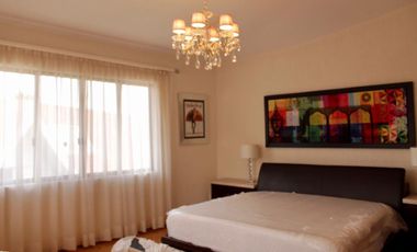 Exclusiva privada dentro del club de golf con vista al campo