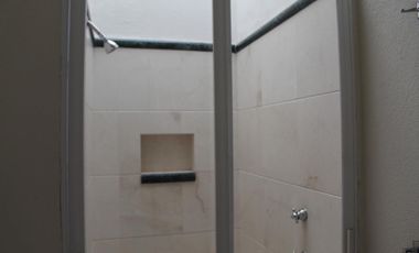 Exclusiva privada dentro del club de golf con vista al campo