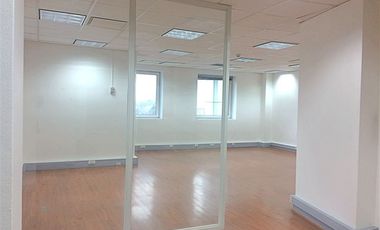 Oficina en Arriendo en Ciudad Empresarial / Av. del Parque / Av. del Valle