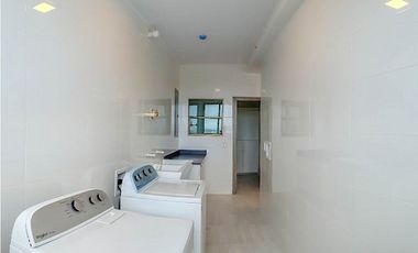 SEA Confiable Vende PH PARK VIEW Costa del Este