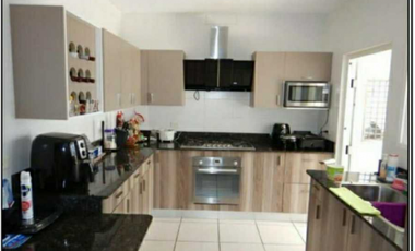 CASA EN PH AUGUSTA PASEO DEL NORTE BRISAS DEL GOLF 3REC 2B    275M2