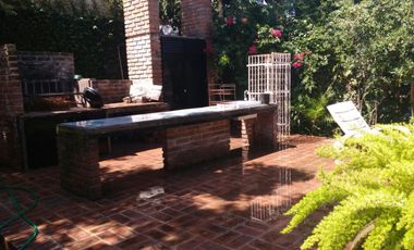 SE VENDE CASA EN PASO DEL REY