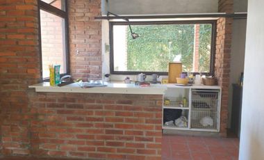 SE VENDE CASA EN PASO DEL REY