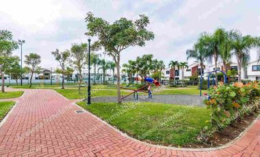 Casa en alquiler Urbanizacion Napoli, Via Salitre cerca del Centro Comercial El Dorado