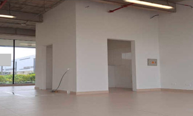 local en arriendo en villamery. Cod A70165