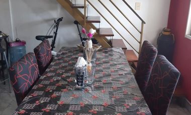 VENTA DEPARTAMENTO DUPLEX CON COCHERA VISTA AL FRENTE CASEROS 3 Amb.
