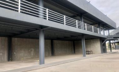 VENTA DE PLAZA COMERCIAL EN ZINACANTEPEC 