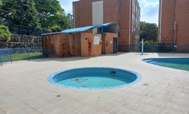 apartamento en arriendo en conjunto residencial santa cruz piso 8. Cod A13233