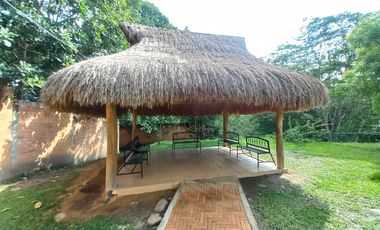 apartamento en arriendo en conjunto residencial santa cruz piso 8. Cod A13233