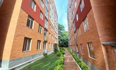 apartamento en arriendo en conjunto residencial santa cruz piso 8. Cod A13233