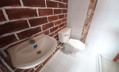 apartamento en arriendo en conjunto residencial santa cruz piso 8. Cod A13233