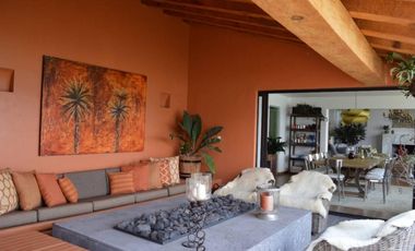 CASA EN CONDOMINIO CON VISTA AL LAGO