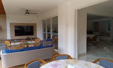 casa en arriendo/venta en tejares de san fernando. Cod A107827