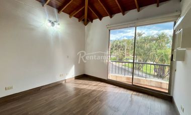 casa en arriendo en loma del atravesado. Cod A776430