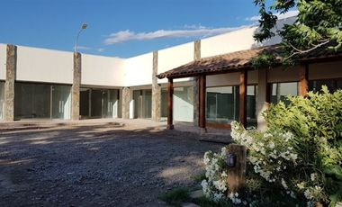 Local Comercial en Arriendo en 12 de febrero