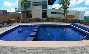 AIR 26-778 Casa en Venta. Zona Zibata. Excelentes amenidades.