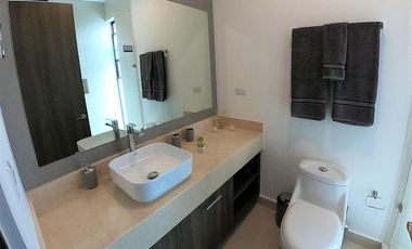 AIR 26-778 Casa en Venta. Zona Zibata. Excelentes amenidades.