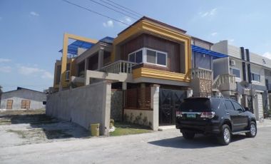 Three Storey House and Lot for Sale with 6 Bedrooms Located