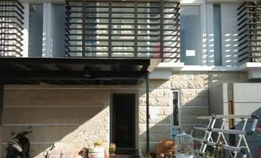 Sewa Rumah Bagus Minimalis di Perumahan Graha Natura