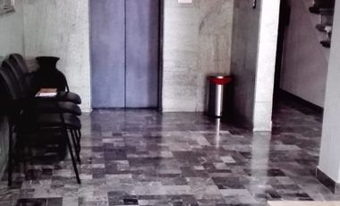 Oficinas y Locales, (despachos, consultorios médicos y dentales, adecuados a sus necesidades, Col. Empleado
