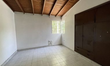 casa en arriendo en av. libertadores. Cod A5599