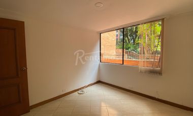 apartamento en arriendo en el castillo. Cod A776131