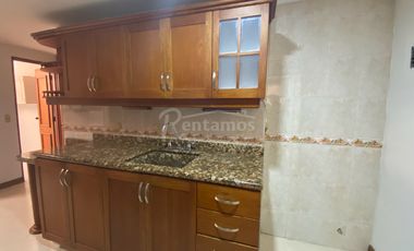 apartamento en arriendo en el castillo. Cod A776131