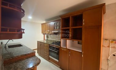 apartamento en arriendo en el castillo. Cod A776131