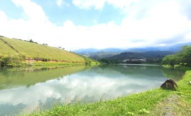 lote en venta en condominio campestre lagos de maracaibo. Cod V108346