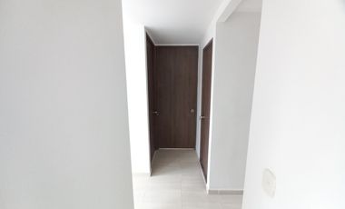 apartamento en arriendo en arboleda campestre yarumo piso 5 sin ascensor. Cod A13678